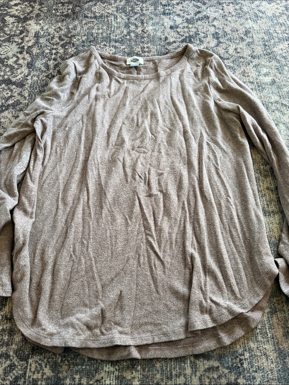 Long Sleeve Tee in Taupe